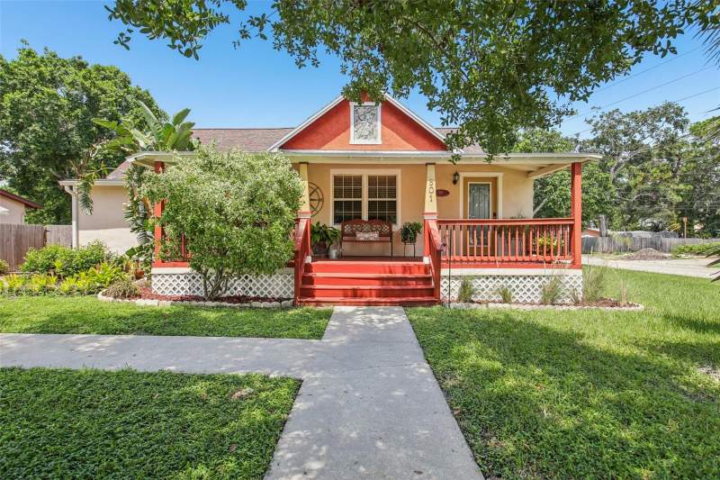 4 bedroom Single Family Residence at 501 32ND AVENUE, PURVIS & HARRIS 4TH ST ADD, ST PETERSBURG — photo 1