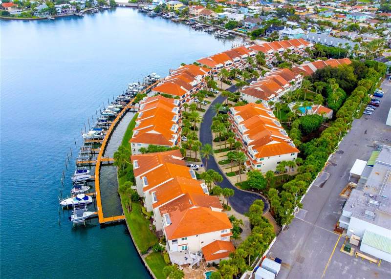 4 bedroom Townhouse at 4651 Mirabella Court, Mirabella Townhomes, St Pete Beach — photo 5
