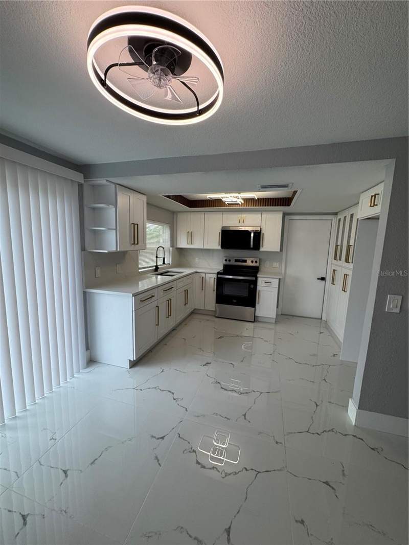 2 bedroom Single Family Residence at 6205 Westport Drive, West Port Sub, Port Richey — photo 4
