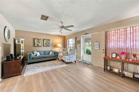 7320 Yardley Street, Englewood FL - photo 9 of 48