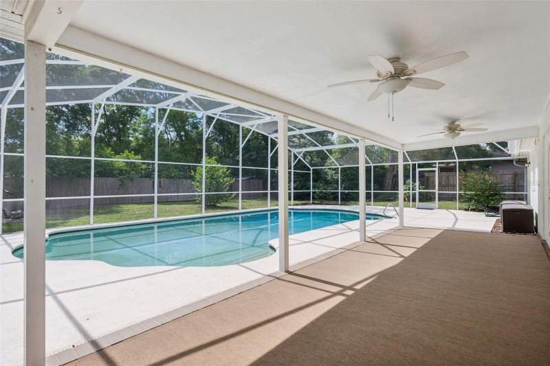4 bedroom Single Family Residence at 309 Hickory Drive, Sweetwater Oaks Sec 06, Longwood — photo 5