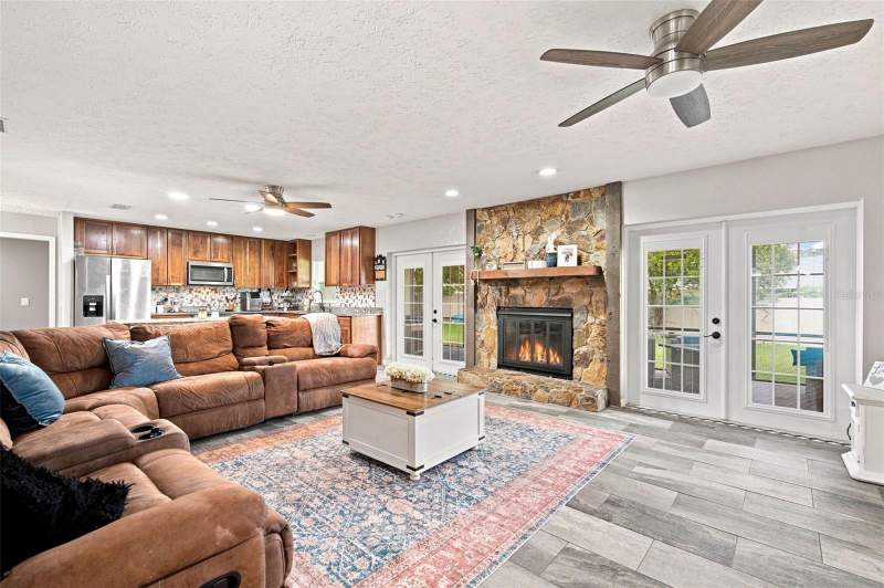 4 bedroom Single Family Residence at 2901 Beagle Place, Hunters Cove Unit 2, Seffner — photo 3