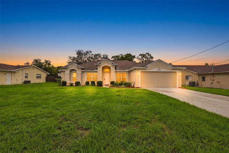 4 bedroom Single Family Residence at 2032 De Carlo Avenue, Spring Hill, Spring Hill — photo 3