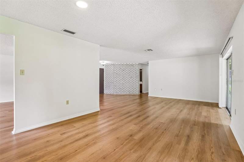 3 bedroom Single Family Residence at 28 Linda Lane, Cadillac Homes, Kissimmee — photo 4