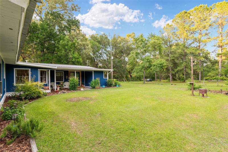 4 bedroom Single Family Residence at 4912 NW 170th Street, Windy Acres II Unrecd Sub, Alachua — photo 2
