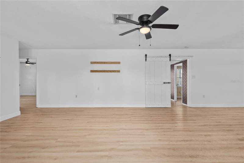 4 bedroom Single Family Residence at 920 Orange Avenue, Tavares Lakewood Park, Tavares — photo 5