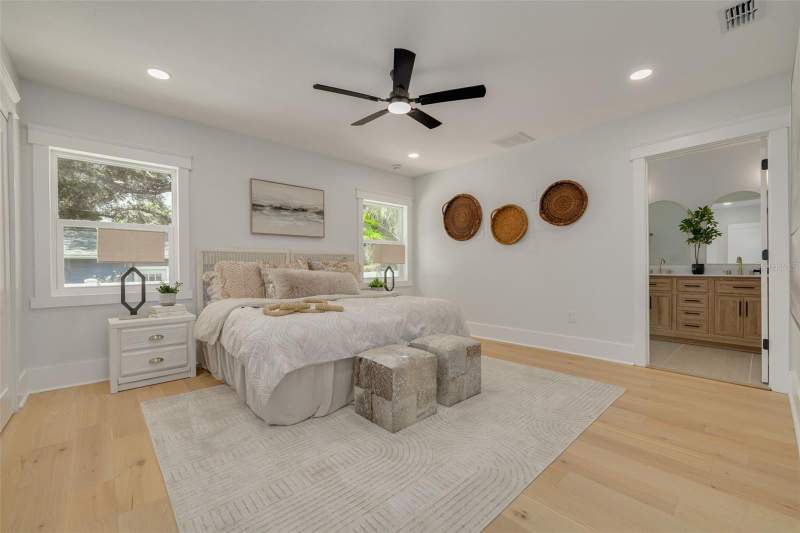 3 bedroom Single Family Residence at 1426 15th Street, Ross Oaks, St Petersburg — photo 4