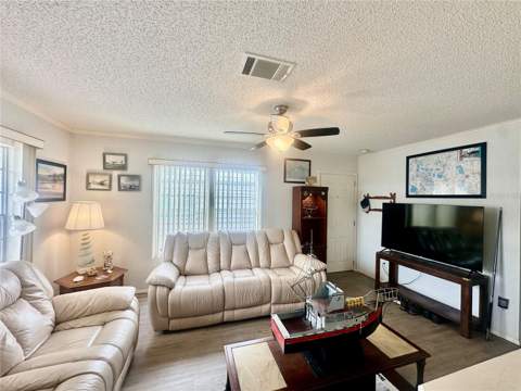 131 Bonnie Drive, Auburndale FL - photo 9 of 40