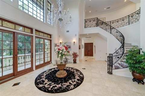 829 Bruce Avenue, Clearwater Beach FL - photo 6 of 71