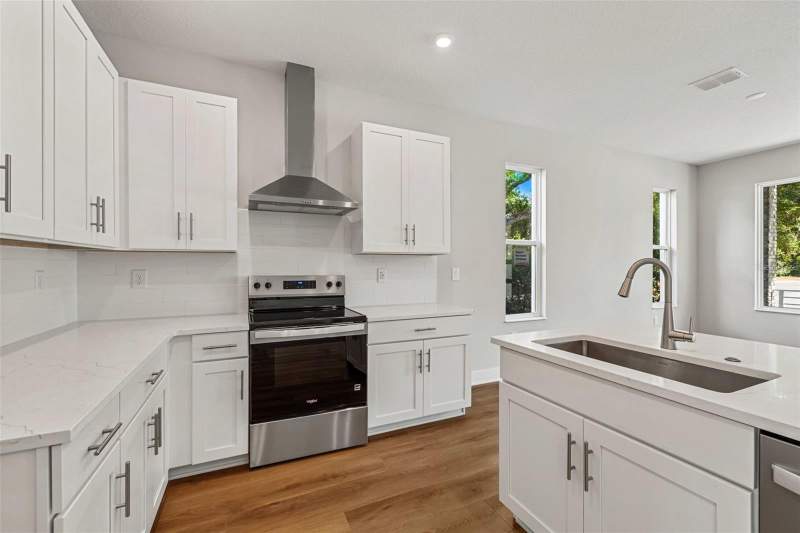 3 bedroom Townhouse at 1005 W Cypress Street #1, North Hyde Park, Tampa — photo 2