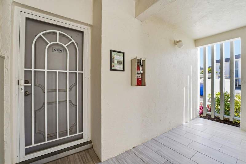 2 bedroom Condominium at 4440 Exeter Drive #106, Longboat Harbour, Longboat Key — photo 2