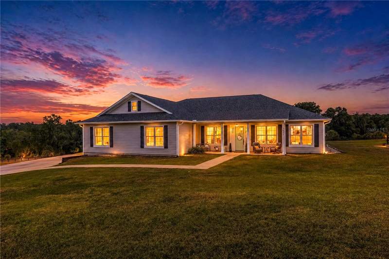 4 bedroom Single Family Residence at 5021 NW 101st Street Road, Equestrian Springs, Ocala — photo 4