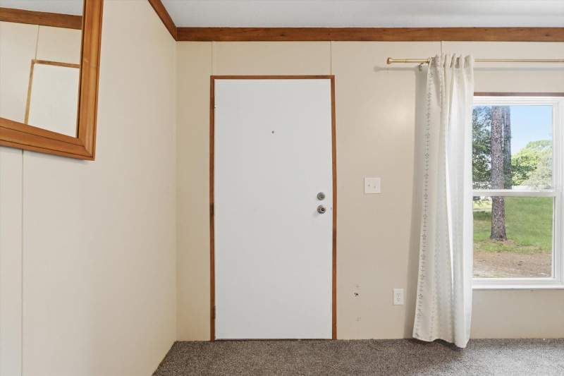 3 bedroom Manufactured Home at 5709 S Leopard Point, Green Acres, Homosassa — photo 5