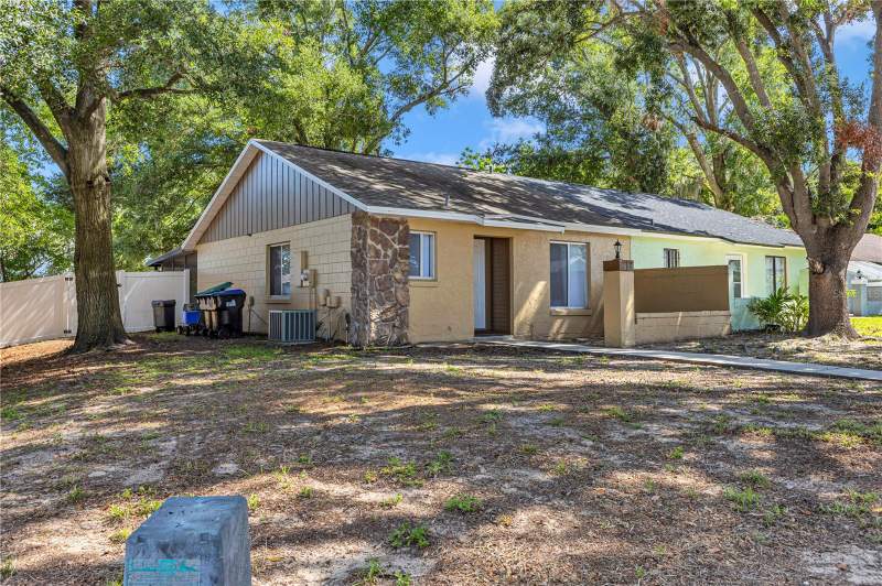 2 bedroom Half Duplex at 3675 Westland Court #1, Hiawassee Landings, Orlando — photo 2