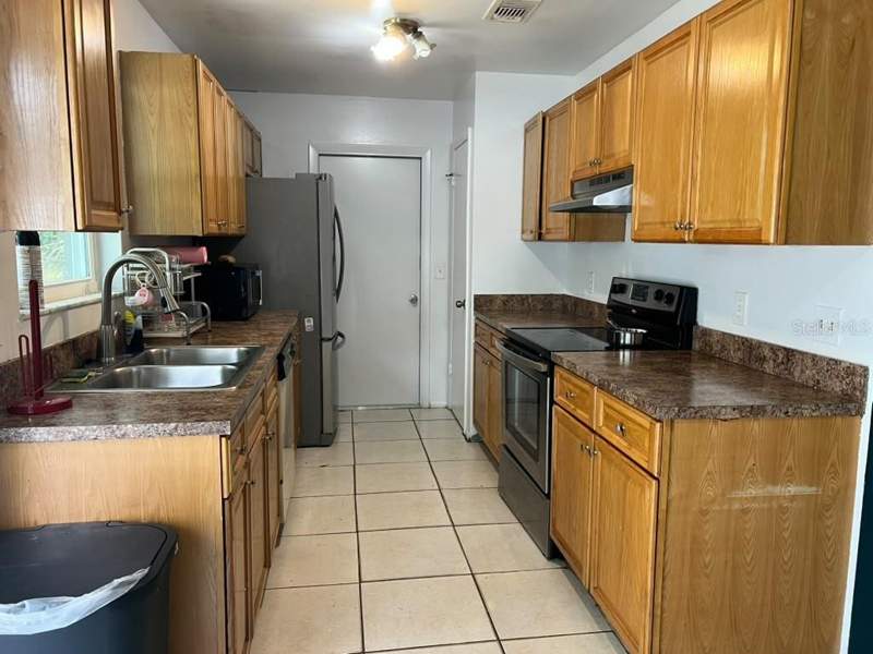 3 bedroom Single Family Residence at 12849 Montana Woods Lane, Meadow Woods Village 05, Orlando — photo 4