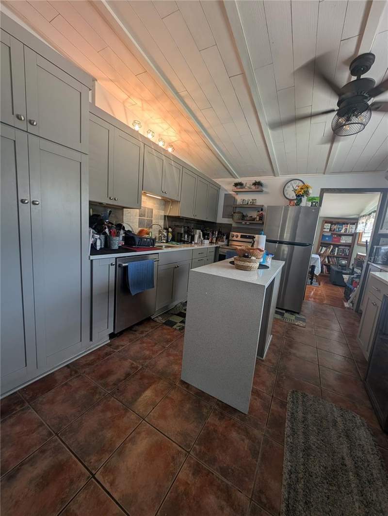 3 bedroom Single Family Residence at 1529 W River Lane, Rivershores, Tampa — photo 4