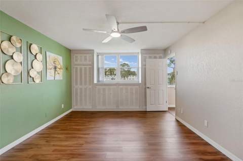 4715 Bay Street #223, St Petersburg FL - photo 15 of 37