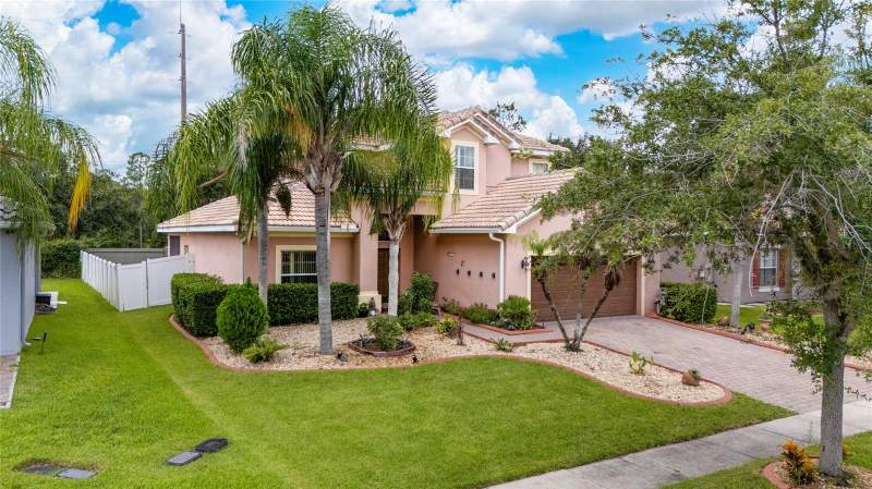 4 bedroom Single Family Residence at 4089 Navigator Way, Isles Of Bellalago, Kissimmee — photo 2