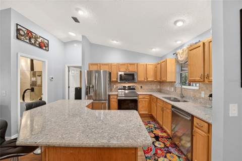 1563 Hollyberry Place, The Villages FL - photo 6 of 6