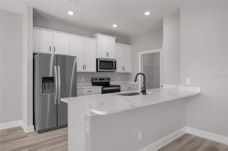 4 bedroom Single Family Residence at 3384 Chinotto Drive, Gum Lake Preserve, Lake Alfred — photo 5