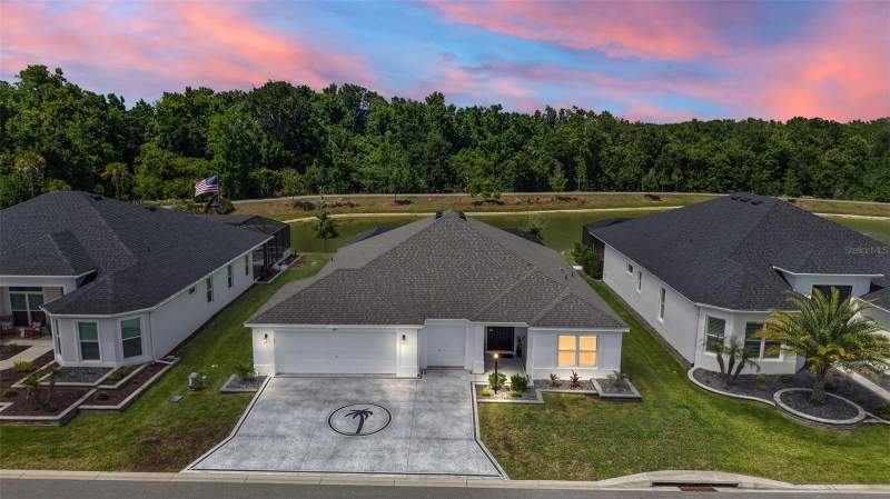 3 bedroom Single Family Residence at 6857 Baysinger Path, The Villages, The Villages — photo 4