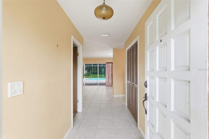 2 bedroom Single Family Residence at 1411 52 Street, Oak Manor, Palmetto — photo 3