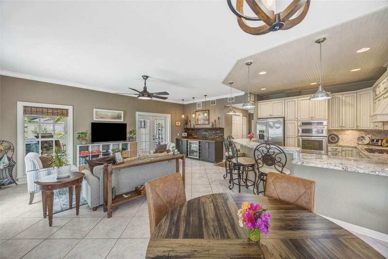 3 bedroom Single Family Residence at 852 35th Avenue, Allendale Terrace Blks A-B-1-2-3-4-5-6, St Petersburg — photo 5