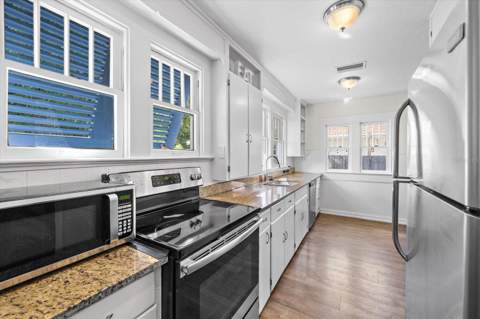 1320 Charlotte Avenue, Sarasota FL - photo 15 of 44