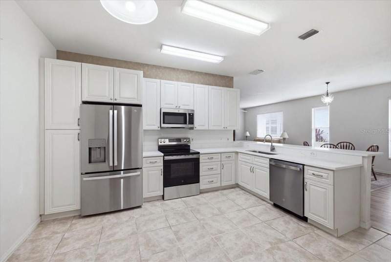 3 bedroom Villa at 30115 E Emmetts Court, Meadow Pointe Prcl 12, Wesley Chapel — photo 3