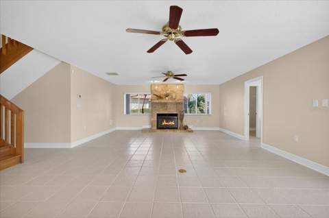 3640 Harborview Court, New Port Richey FL - photo 20 of 95