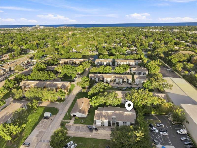 2 bedroom Condominium at 3807 N Oak Drive #D41, Fairoaks North A Condo, Tampa — photo 4