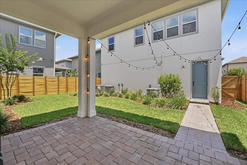 5 bedroom Single Family Residence at 9741 Neruda Street, Laureate Park, Orlando — photo 4