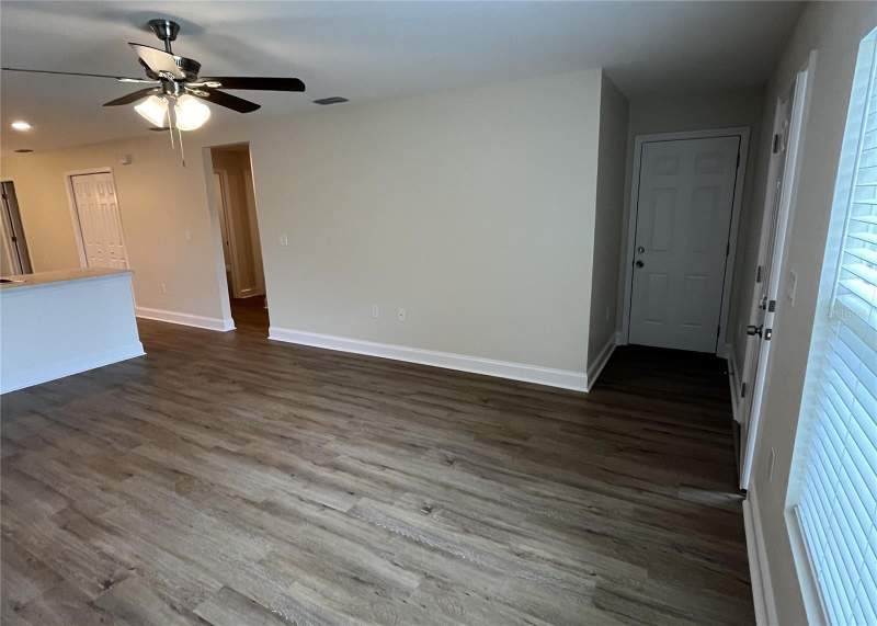 3 bedroom Single Family Residence at 319 Dixie Highway, Lena Vista Sub, Auburndale — photo 4