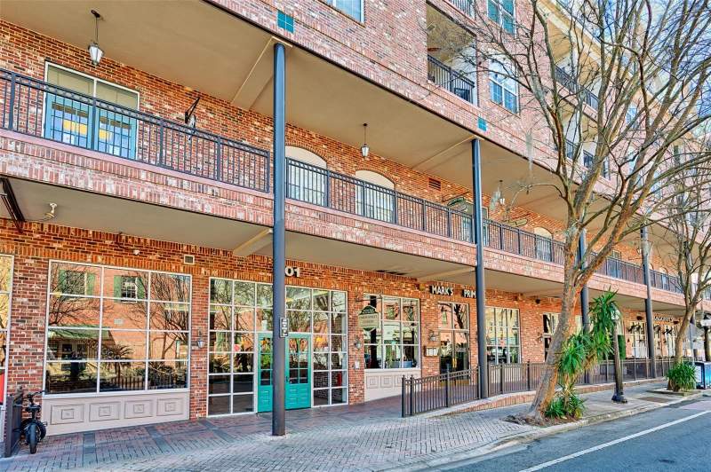 2 bedroom Condominium at 201 SE 2nd Avenue #317, Union Street Station, Gainesville — photo 2