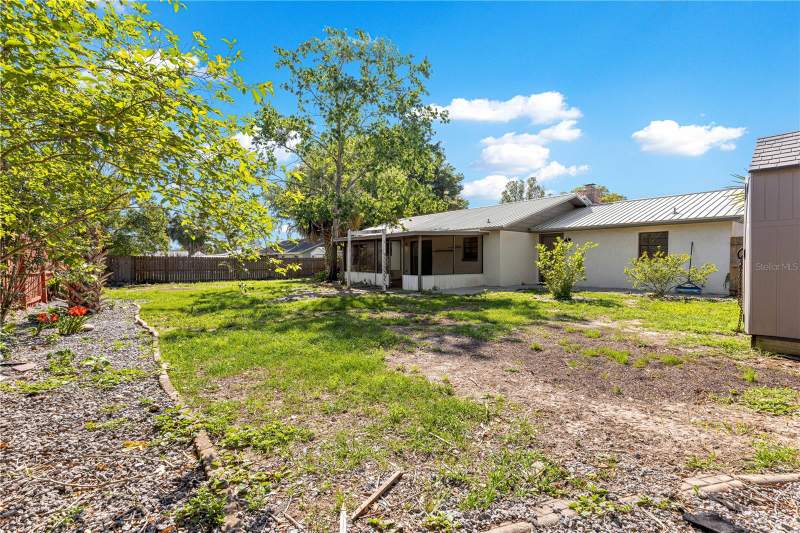 4 bedroom Single Family Residence at 5721 SE 21st Lane, Oakhurst 01, Ocala — photo 5