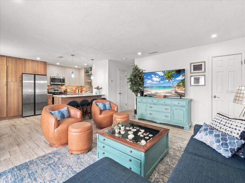 2 bedroom Condominium at 5153 Salmon Drive #B, Waterside At Coquina Key South, St Petersburg — photo 3