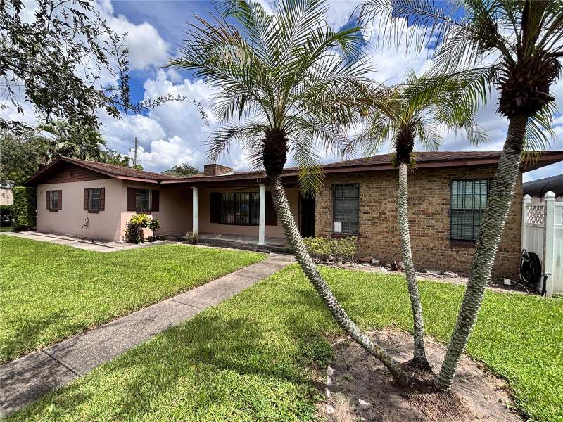 2 bedroom Single Family Residence at 4143 EDGEWATER DRIVE, FAIRVIEW SPGS, ORLANDO — photo 1