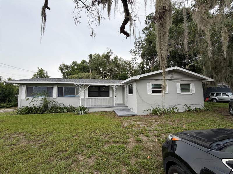 4 bedroom Single Family Residence at 2715 NE 1st Avenue, Mira Mar, Ocala — photo 2