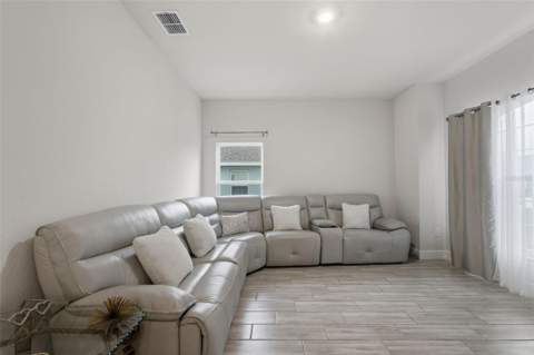 5479 Knights Landing Dr., Lakeland FL - photo 13 of 36