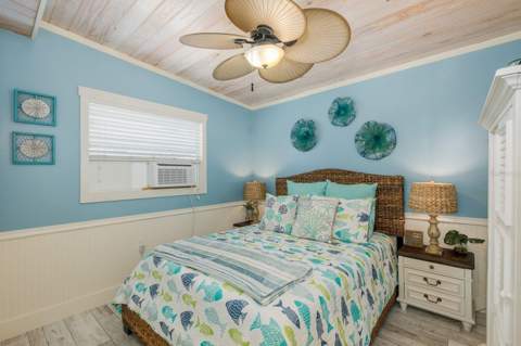 5473 Darlene Street, Weeki Wachee FL - photo 9 of 51