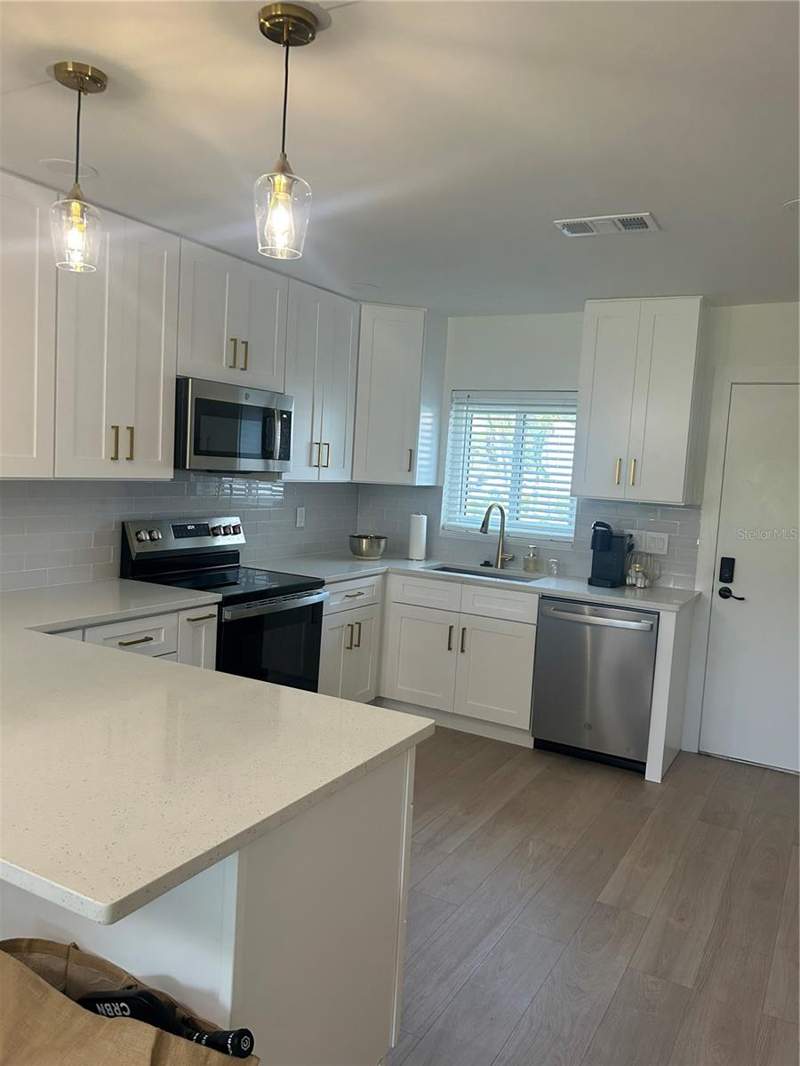 2 bedroom Condominium at 1624 Stickney Point Road #101, Castel Del Mare, Sarasota — photo 2