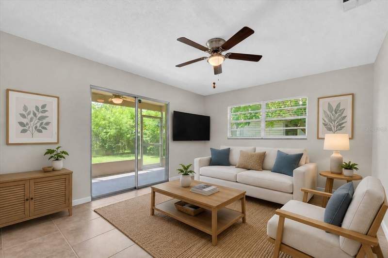 2 bedroom Single Family Residence at 1521 13th Street, Edgewood Park, Palmetto — photo 3