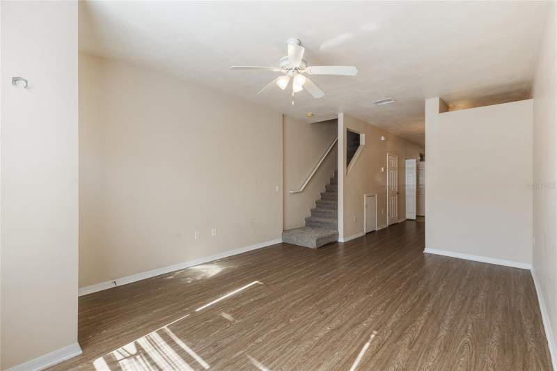 2 bedroom Townhouse at 3901 SW 20th Avenue #806, Kensington South, Gainesville — photo 5