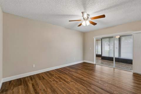 9237 Pebble Creek Drive, Tampa FL - photo 11 of 50