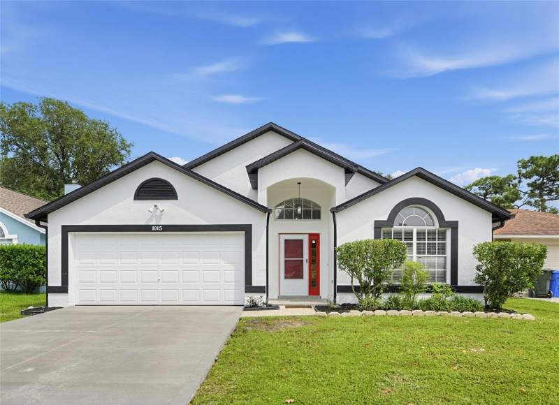1015 BARTLETT COURT home for sale in Alafaya Woods