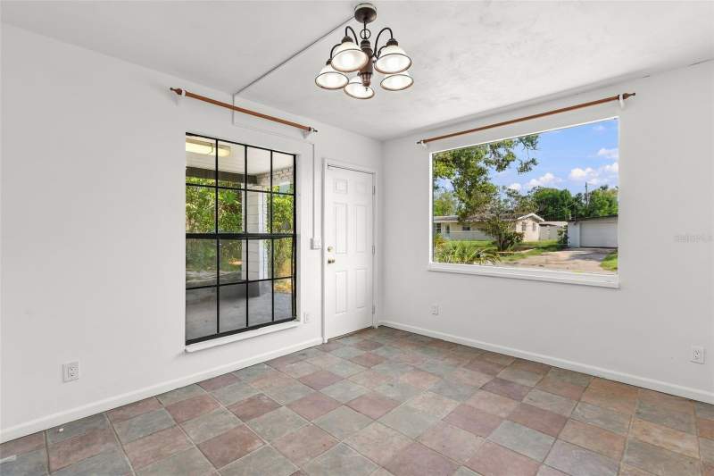 6 bedroom Single Family Residence at 1432 Richmond Avenue, Westwood Heights Add 02, Daytona Beach — photo 2
