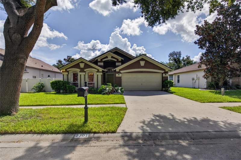4 bedroom Single Family Residence at 2701 Brookville Drive, Bloomingdale Sec Dd Ph, Valrico — photo 2