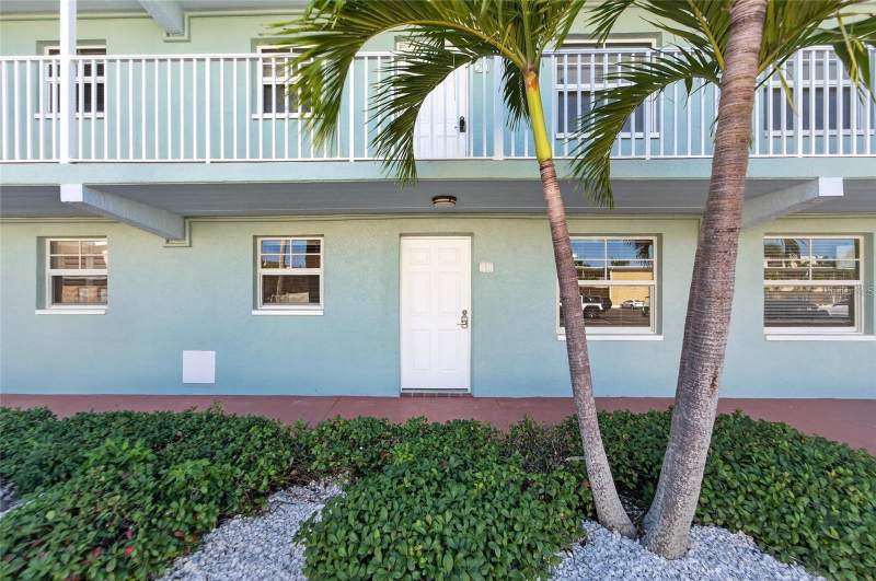 1 bedroom Condo - Hotel at 19417 Gulf Boulevard #F110, Barefoot Beach Resort Of Indian Shores, Indian Rocks Beach — photo 4