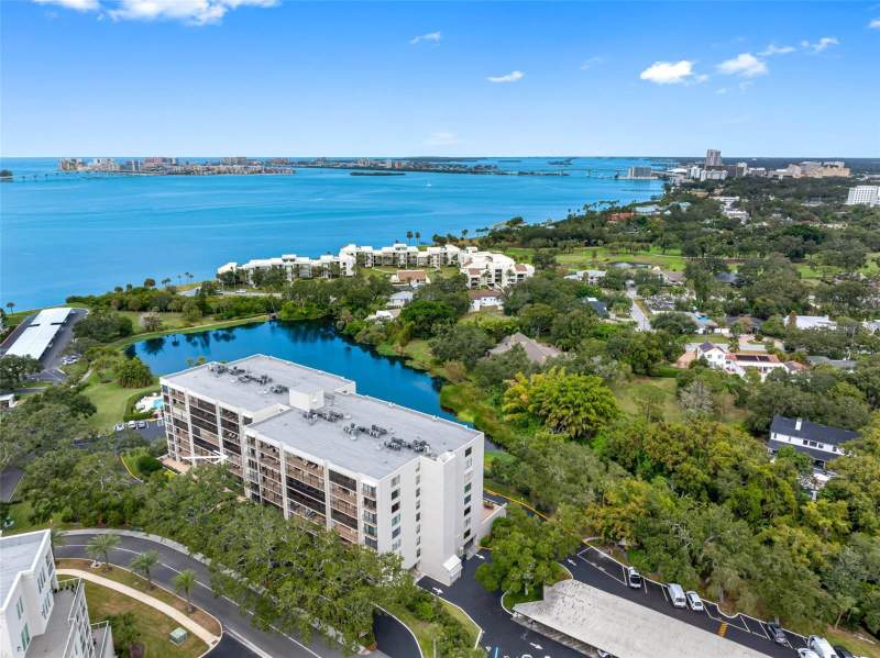 2 bedroom Condominium at 220 Belleview Boulevard #412, Belleview Biltmore Villas Bayshore II, Belleair — photo 2