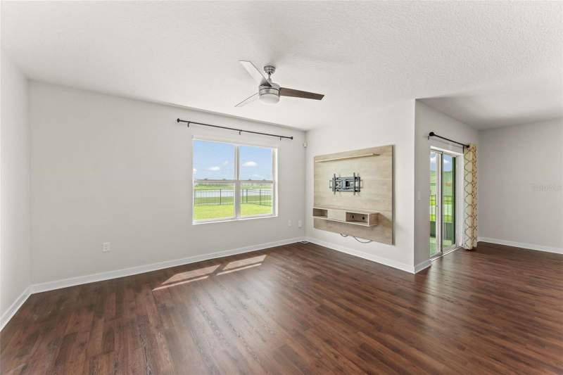 4 bedroom Single Family Residence at 273 Talisi Loop, Summerly, St Cloud — photo 5